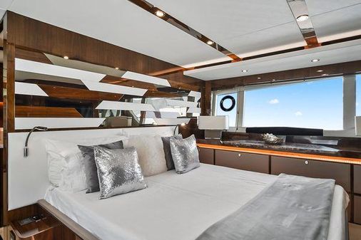 Fairline Squadron 68 image