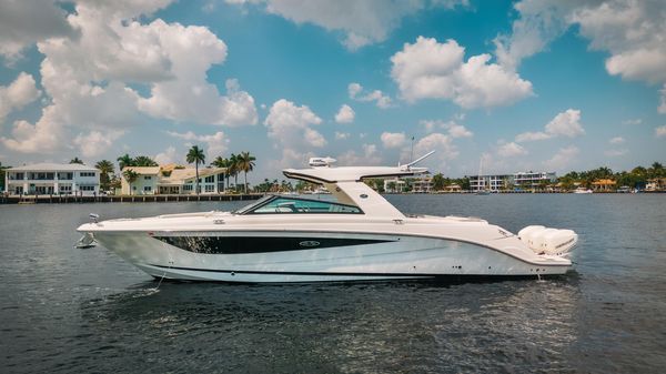 Sea Ray SLX 400 OB