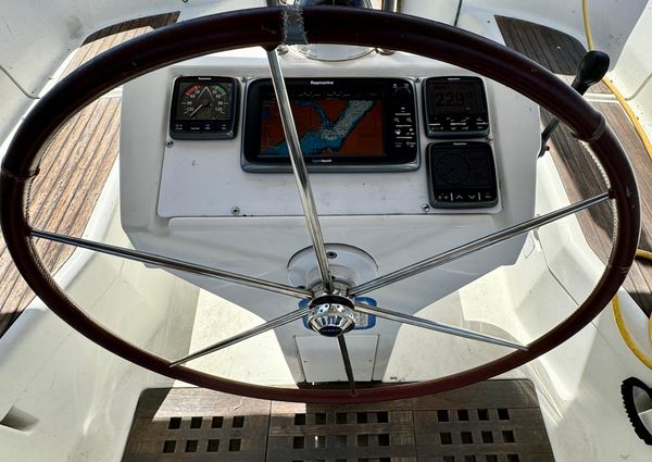 Beneteau 461 image