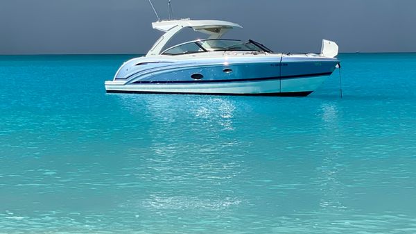 Formula 350 Crossover Bowrider