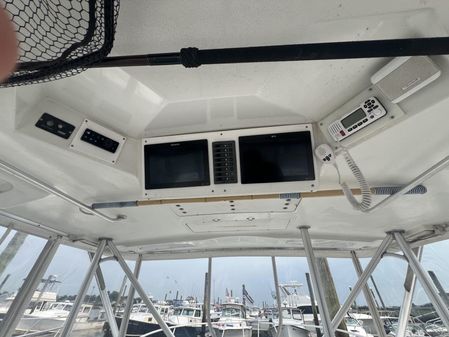 Luhrs 320 Open image