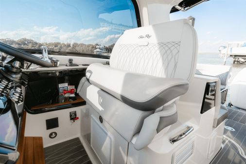 Sea Ray 370 SUNDANCER OB image