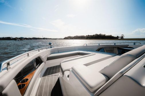 Sea Ray 370 SUNDANCER OB image