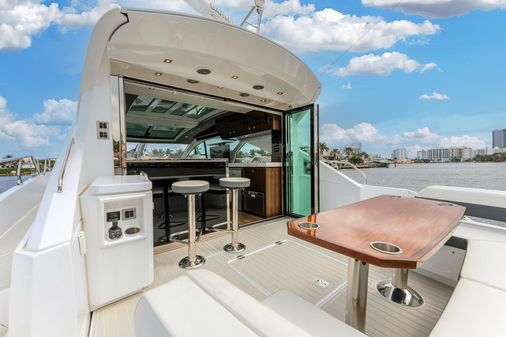 Cruisers Yachts 60 Cantius image