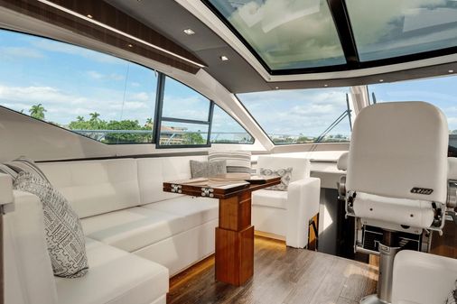 Cruisers Yachts 60 Cantius image