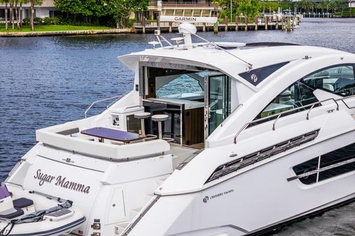 Cruisers Yachts 60 Cantius image