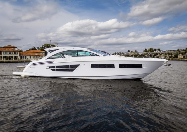 Cruisers Yachts 60 Cantius image