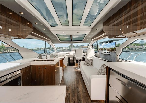 Cruisers Yachts 60 Cantius image