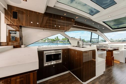 Cruisers Yachts 60 Cantius image