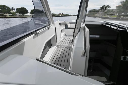 Galeon 325 GTO image