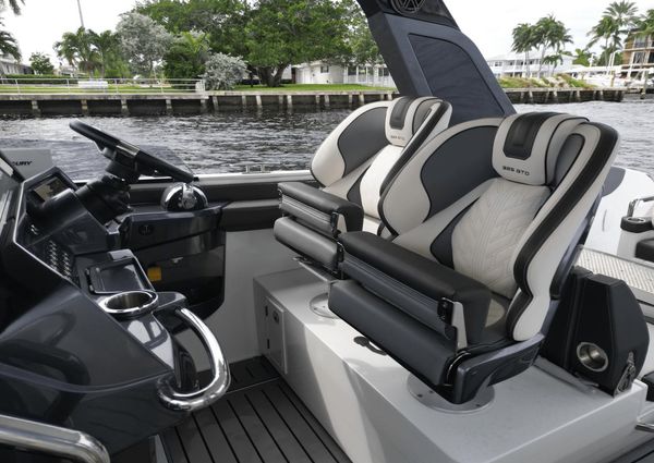 Galeon 325 GTO image