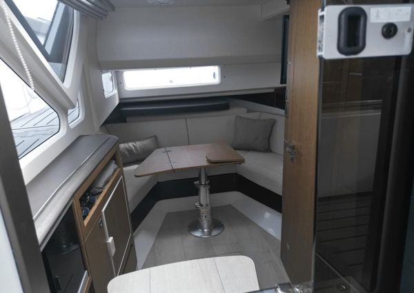 Galeon 325 GTO image