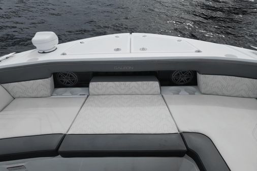 Galeon 325 GTO image