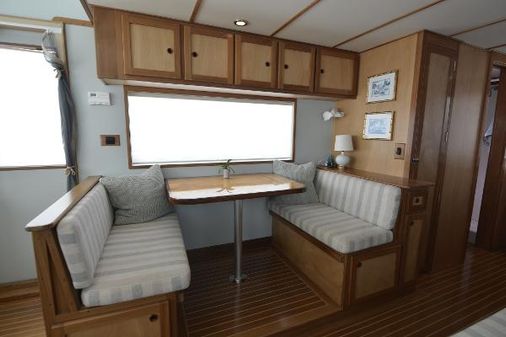 Custom POWER-CATAMARAN image