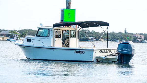 Parker 2520 Sport Cabin