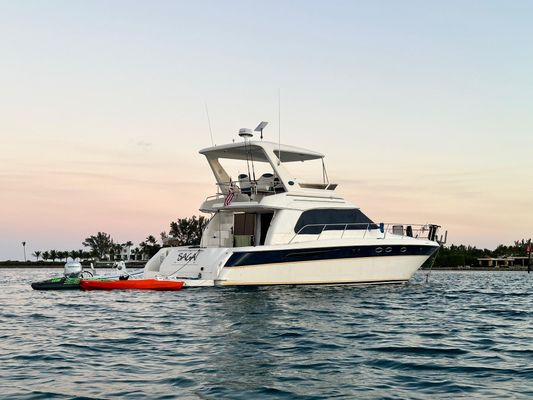 Sea Ray 480 Sedan Bridge - main image