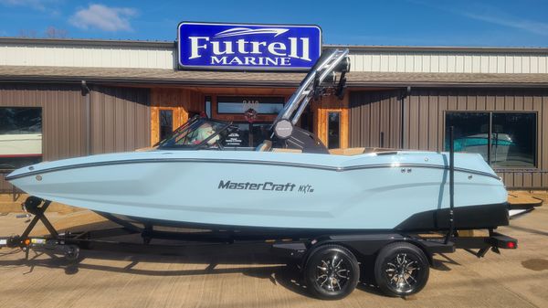 MasterCraft NXT22 