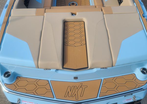 Mastercraft NXT22 image