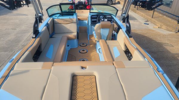 Mastercraft NXT22 image