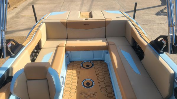 Mastercraft NXT22 image