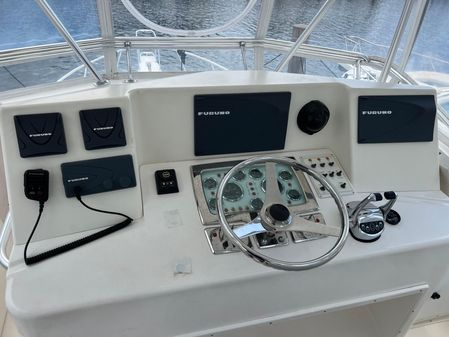 Cabo 35 Flybridge Sportfisher image