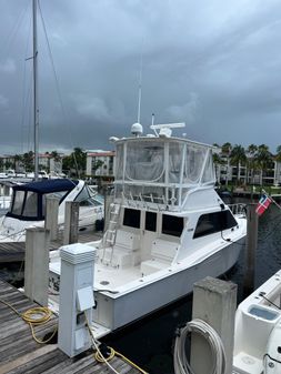 Cabo 35 Flybridge Sportfisher image