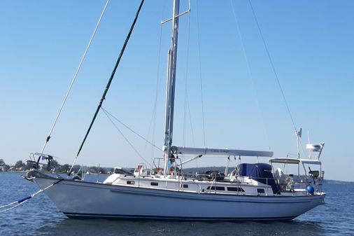 Mason 44' Aft Cockpit Cruiser image