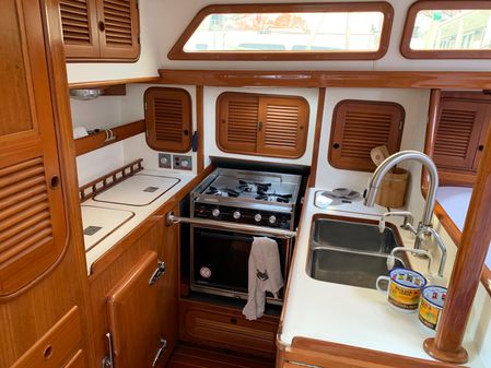 Mason 44' Aft Cockpit Cruiser image