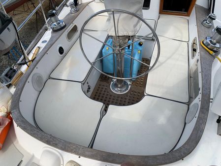 Mason 44' Aft Cockpit Cruiser image