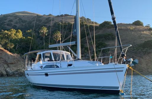 Catalina 355 image