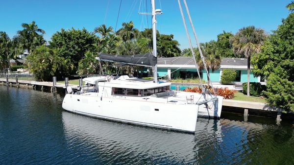 Lagoon 450 F