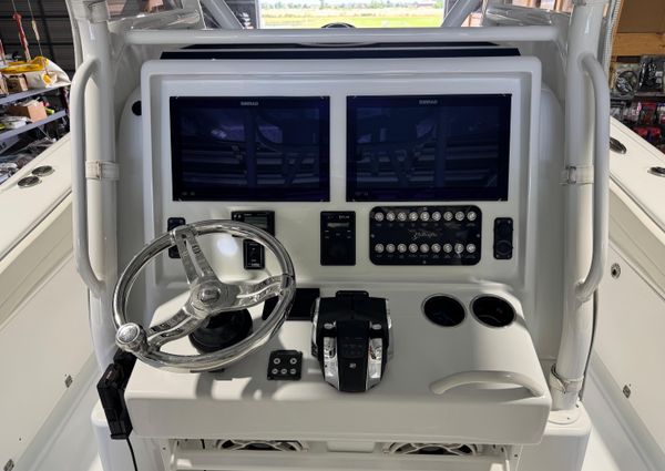 Yellowfin 36 Offshore image