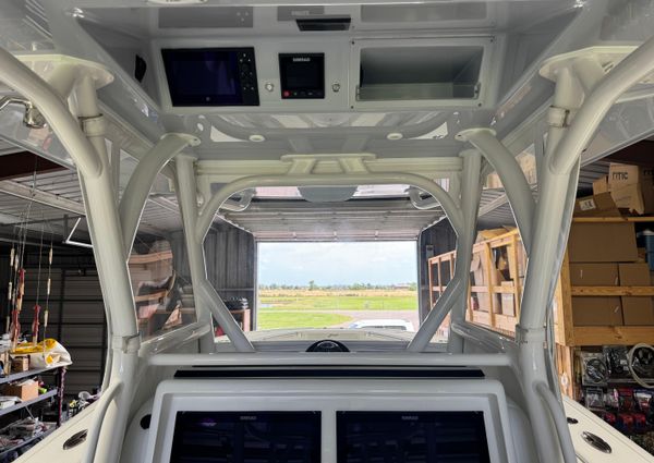 Yellowfin 36 Offshore image