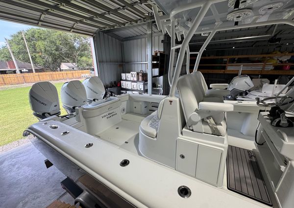 Yellowfin 36 Offshore image