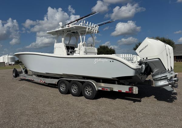 Yellowfin 36 Offshore image