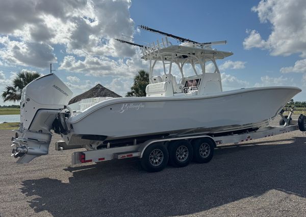 Yellowfin 36 Offshore image