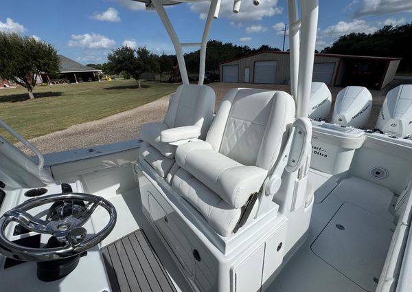 Yellowfin 36 Offshore image