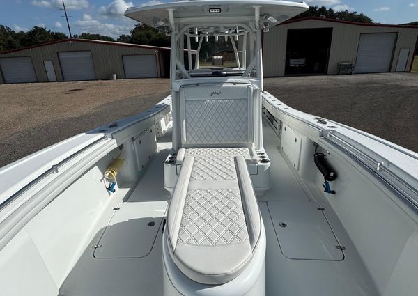 Yellowfin 36 Offshore image