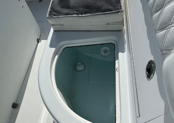 Yellowfin 36 Offshore image