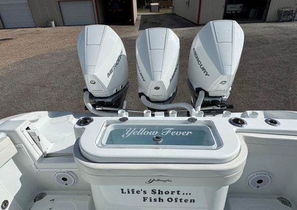 Yellowfin 36 Offshore image