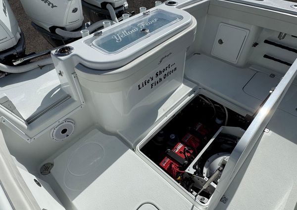 Yellowfin 36 Offshore image