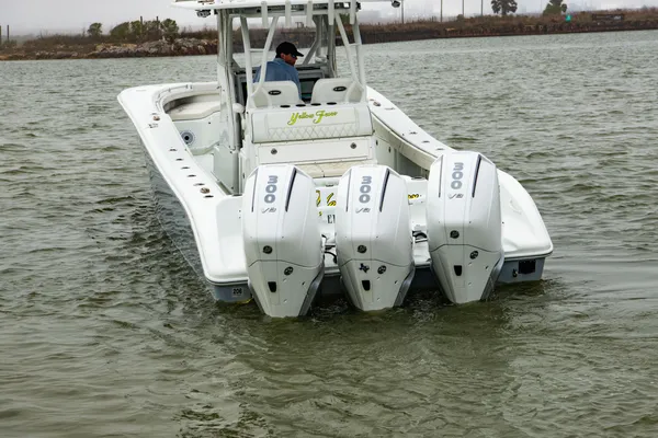 Yellowfin 36-OFFSHORE image