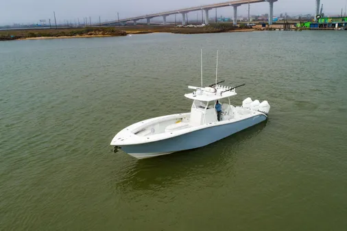 Yellowfin 36 Offshore image
