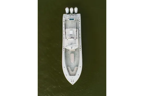 Yellowfin 36 Offshore image