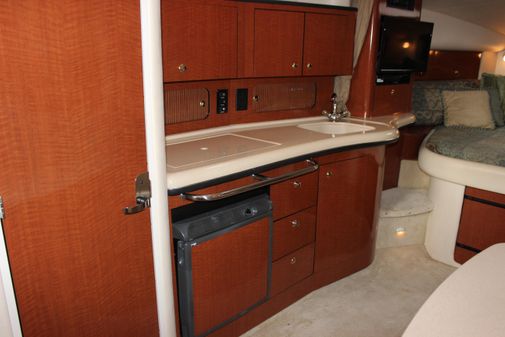 Sea Ray 320 Sundancer image