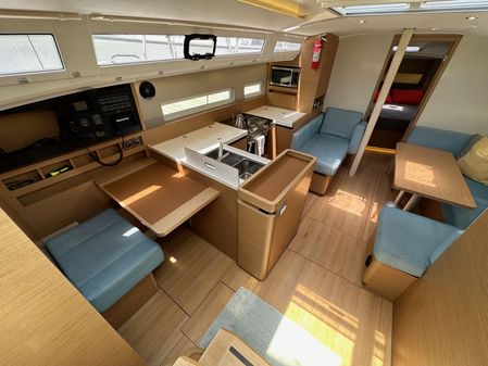 Jeanneau Sun Odyssey 410 image