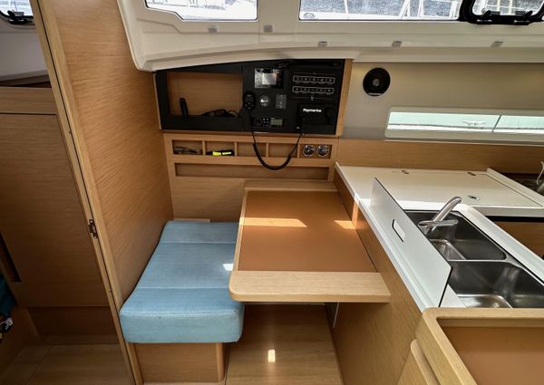 Jeanneau Sun Odyssey 410 image