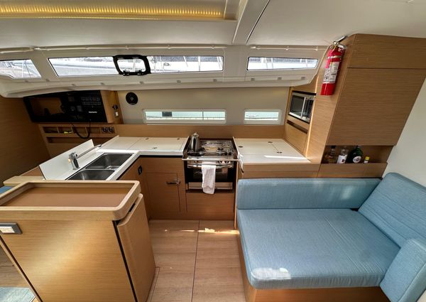 Jeanneau Sun Odyssey 410 image