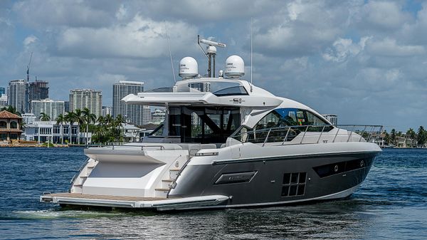 Azimut S6 