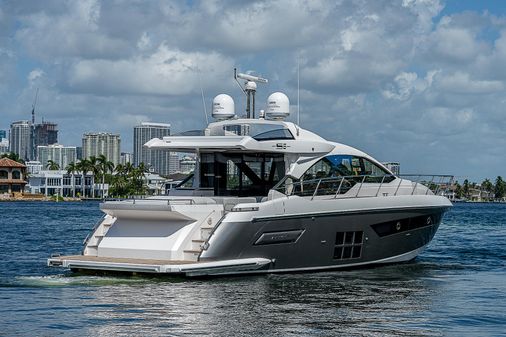 Azimut S6 image